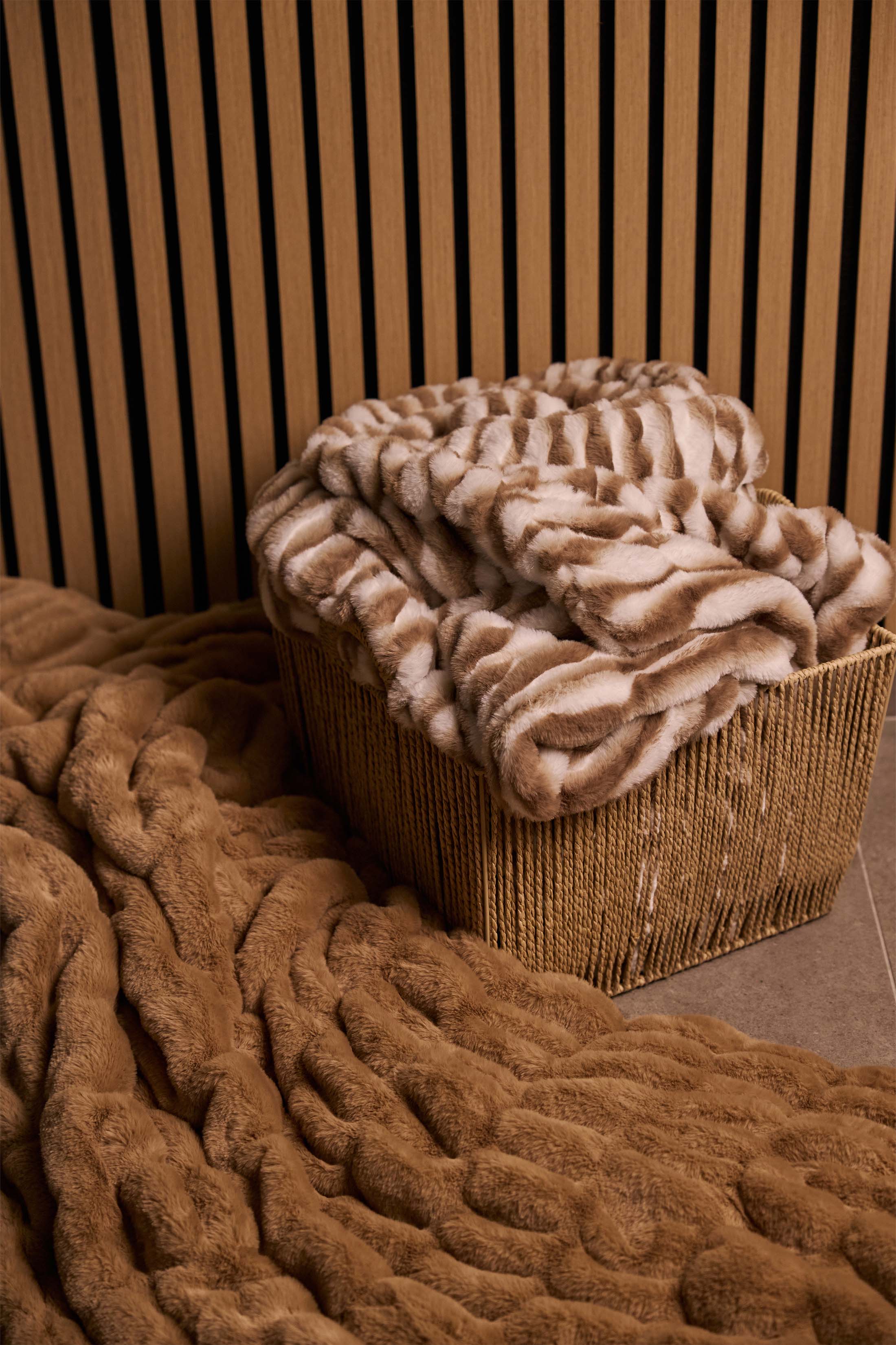 Vanilla Twirl Blanket